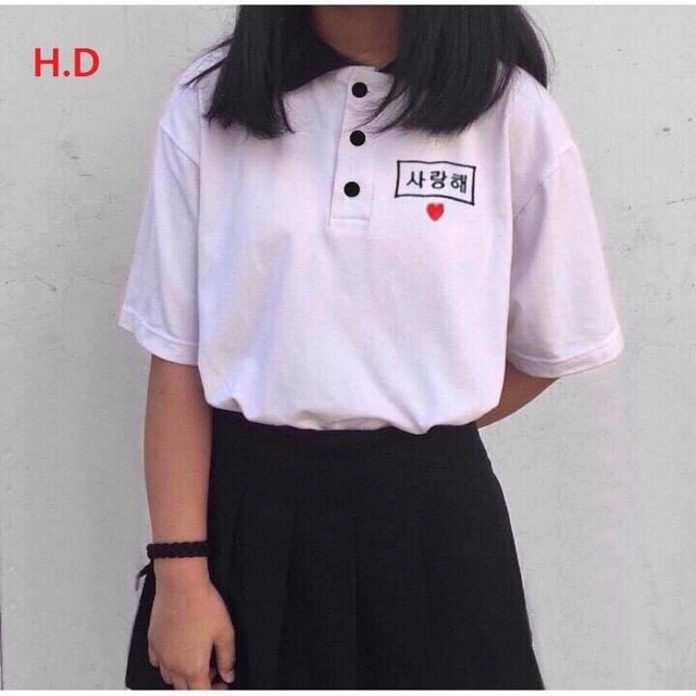 Áo polo chữ Hàn ngực lé cổ HDA0220