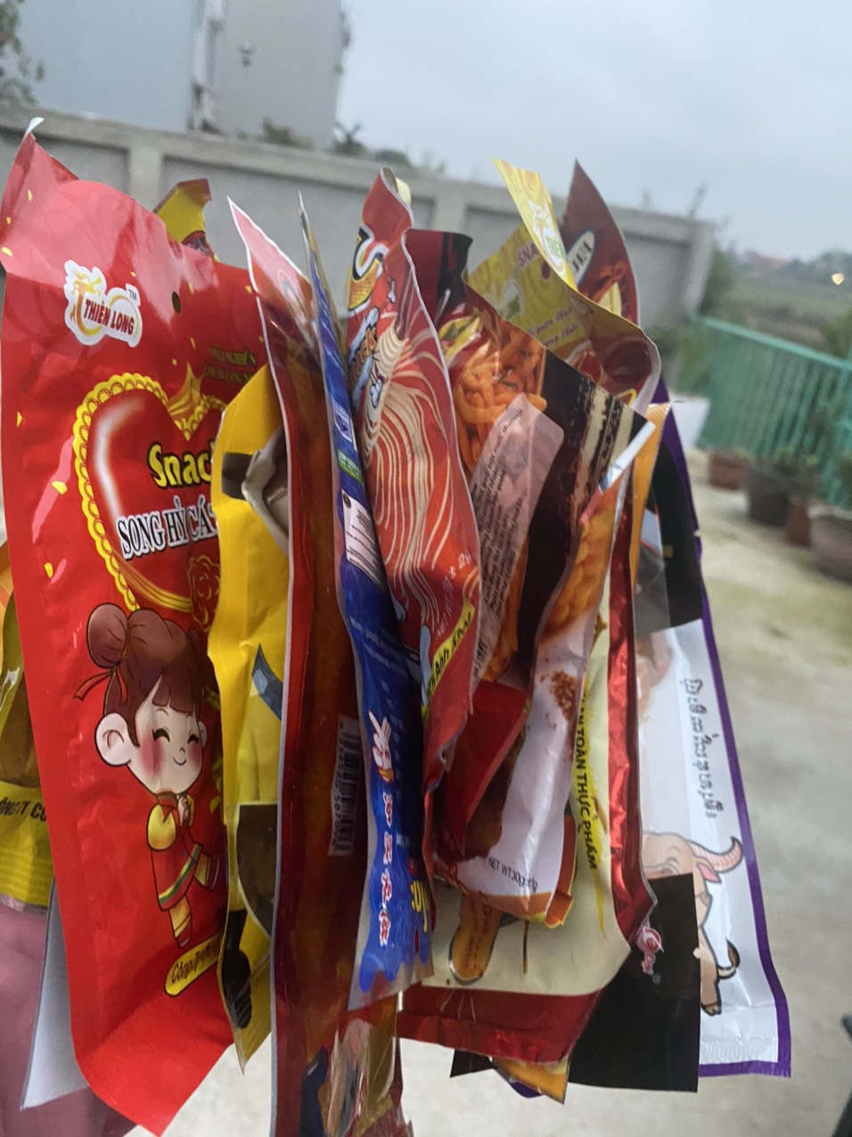 Combo 20 Món Ăn Vặt Mix Nhiều Vị