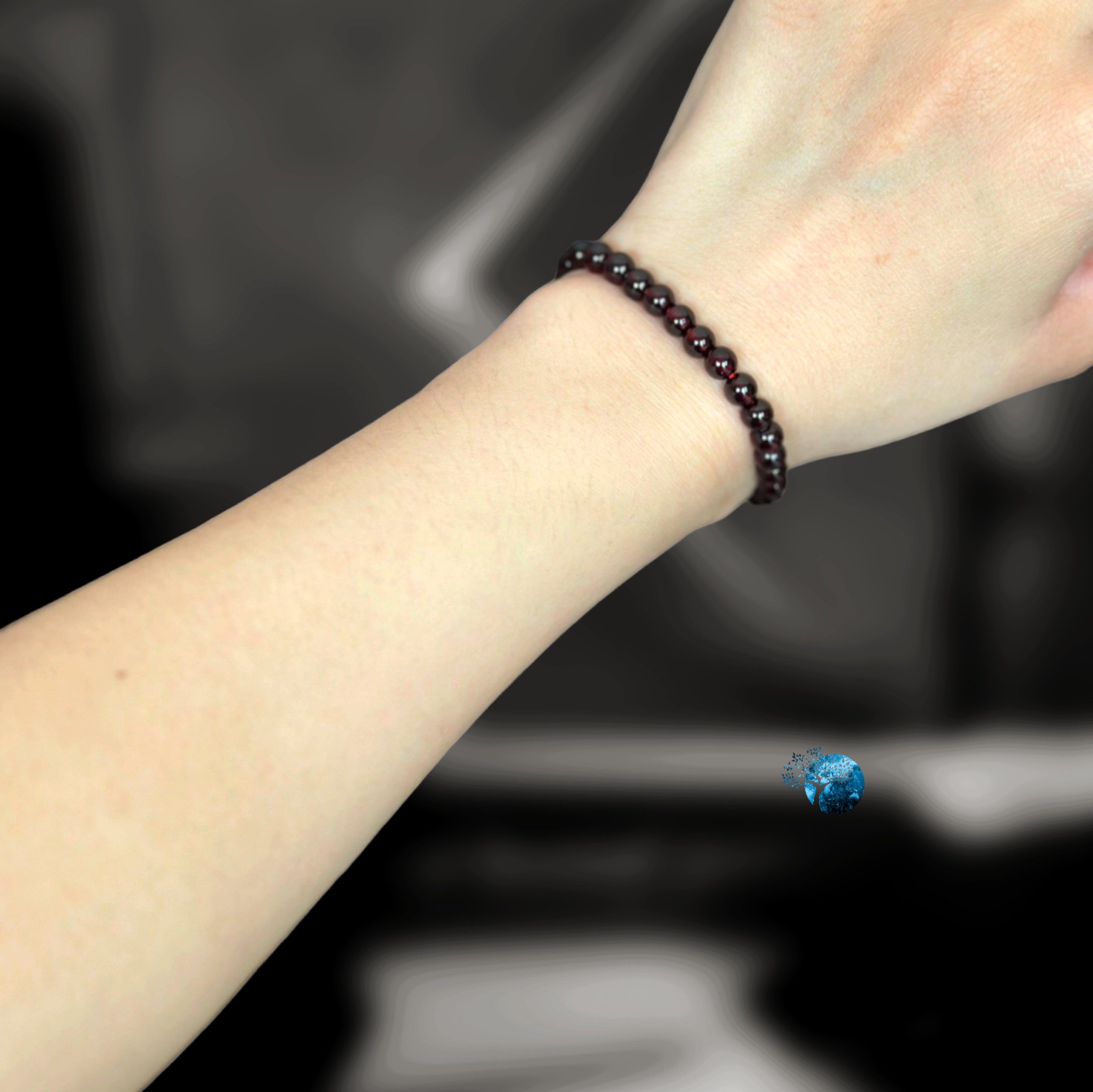 Vòng tay đá garnet 4.5mm