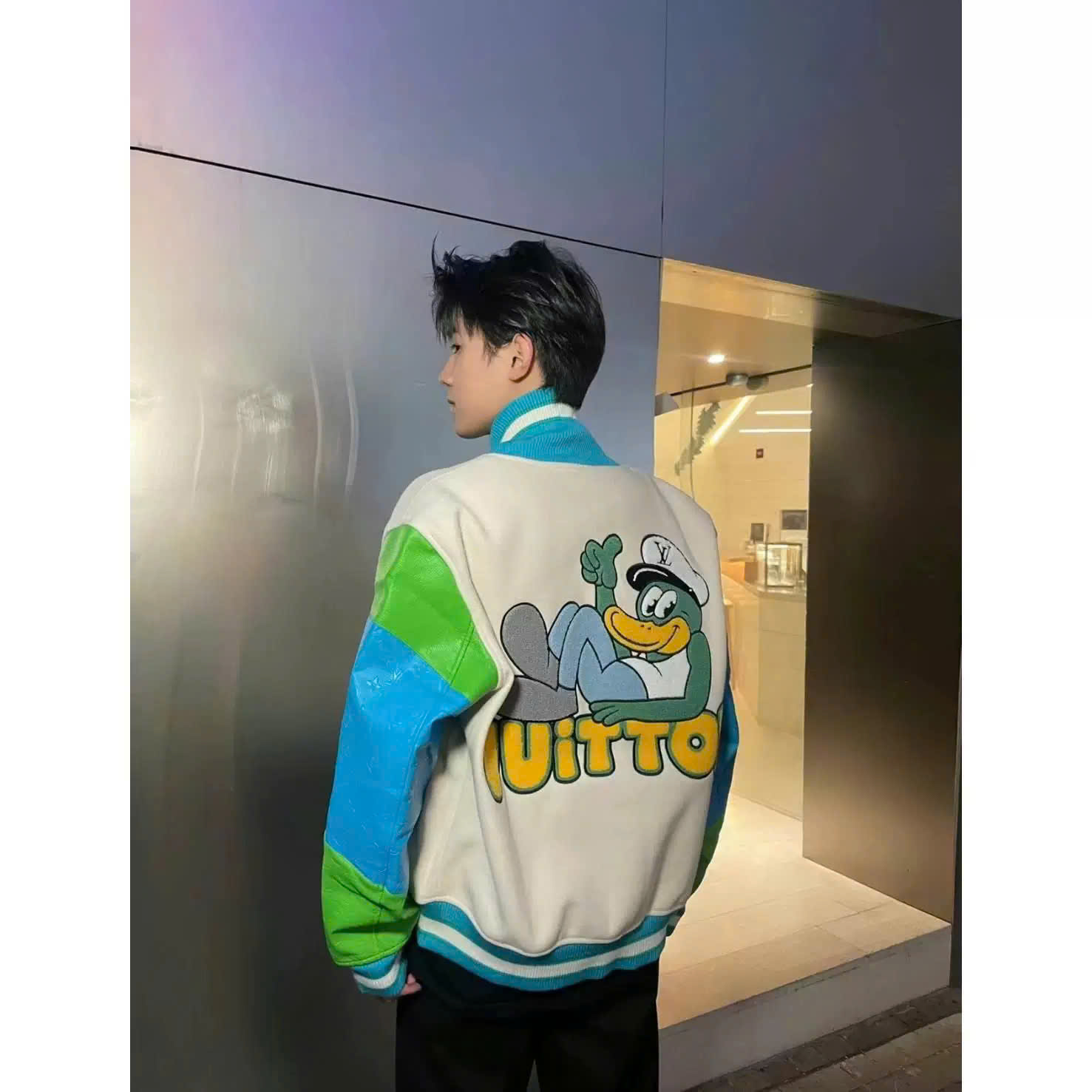ÁO BOMBER varsity TAY L VÊ XANH LÁ CÂY, Áo Màu Kem , đủ màu