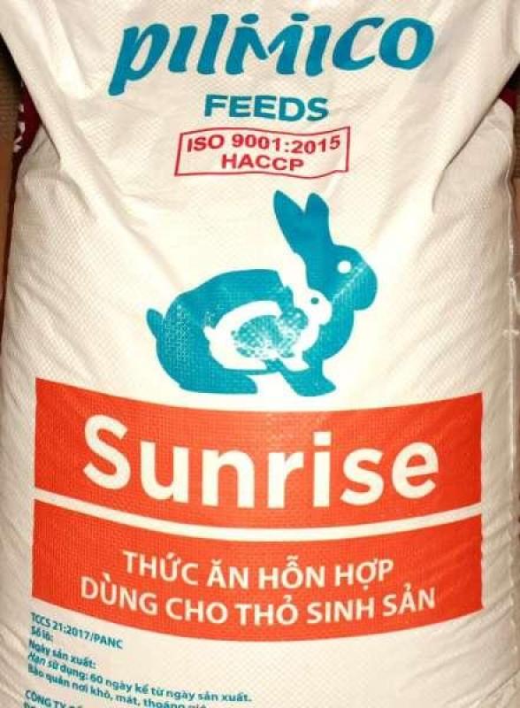 1 kg thức ăn cho thỏ, bọ ú,nhím... sản phẩm của pilmico feeds