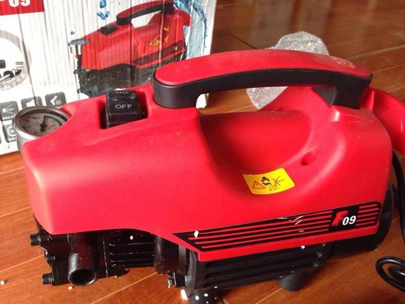 Máy xịt rửa xe gia đình công suất mạnh.TẶNG BÌNH BỌT