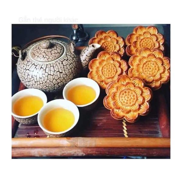 KHUÔN TRUNG THU 2 MẶT SEN THÁP 150GR