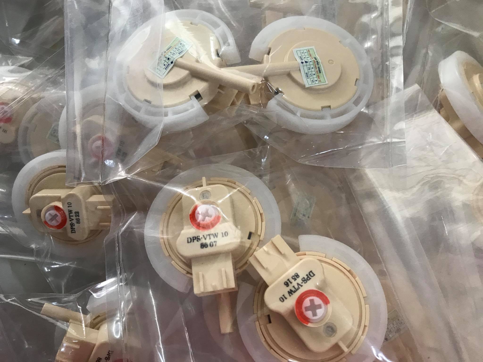 Van Áp Lực Sanyo Hàng Hãng ( Van Áp Lực Máy Giặt Sanyo hàng zin tháo máy )