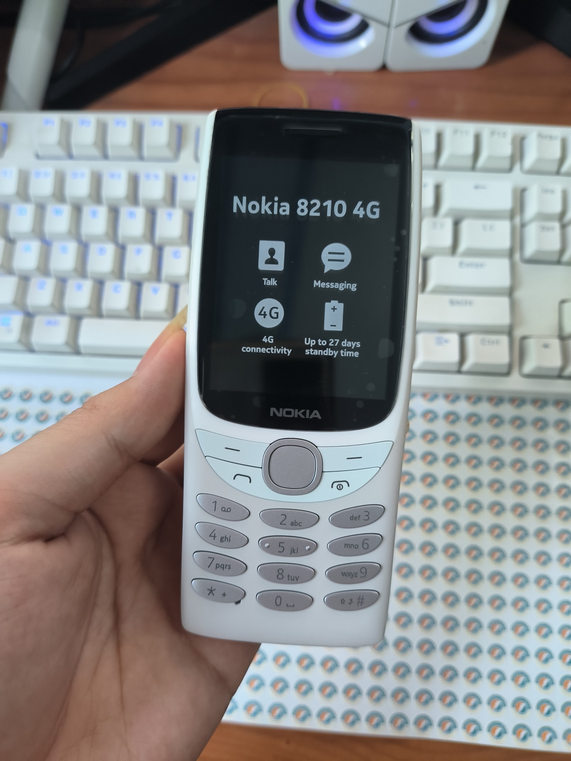 Điện thoại NOKIA 8210 (4G) 2SIM FULLBOX