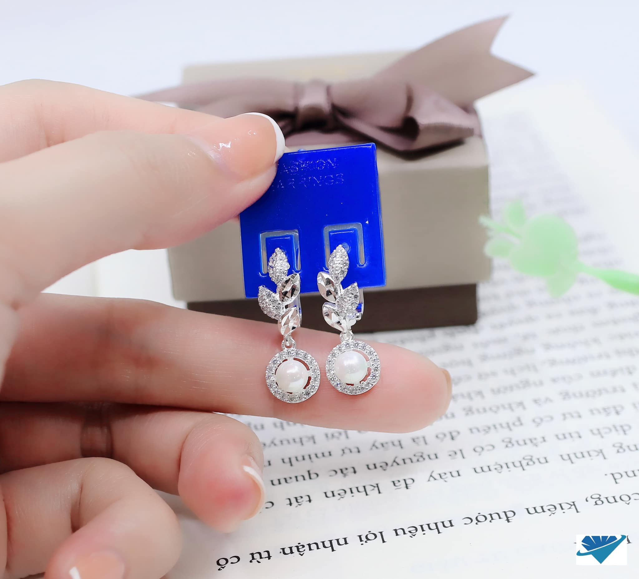 Bông tai nữ chất liệu bạc 925 ms09r