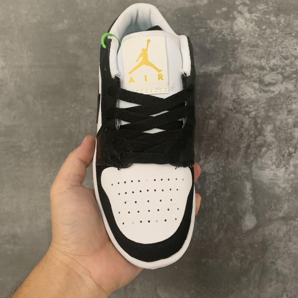 Giày sneaker jodan đen trắng cổ thấp hàng chuẩn full box