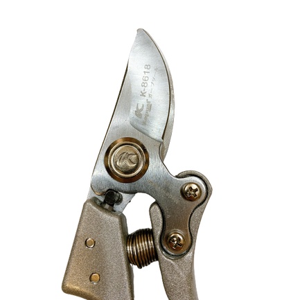 Kéo Cắt Cành Nhật Kapusi K8618 (Kéo Thép Sk5 Cực Kì Sắc Bén)