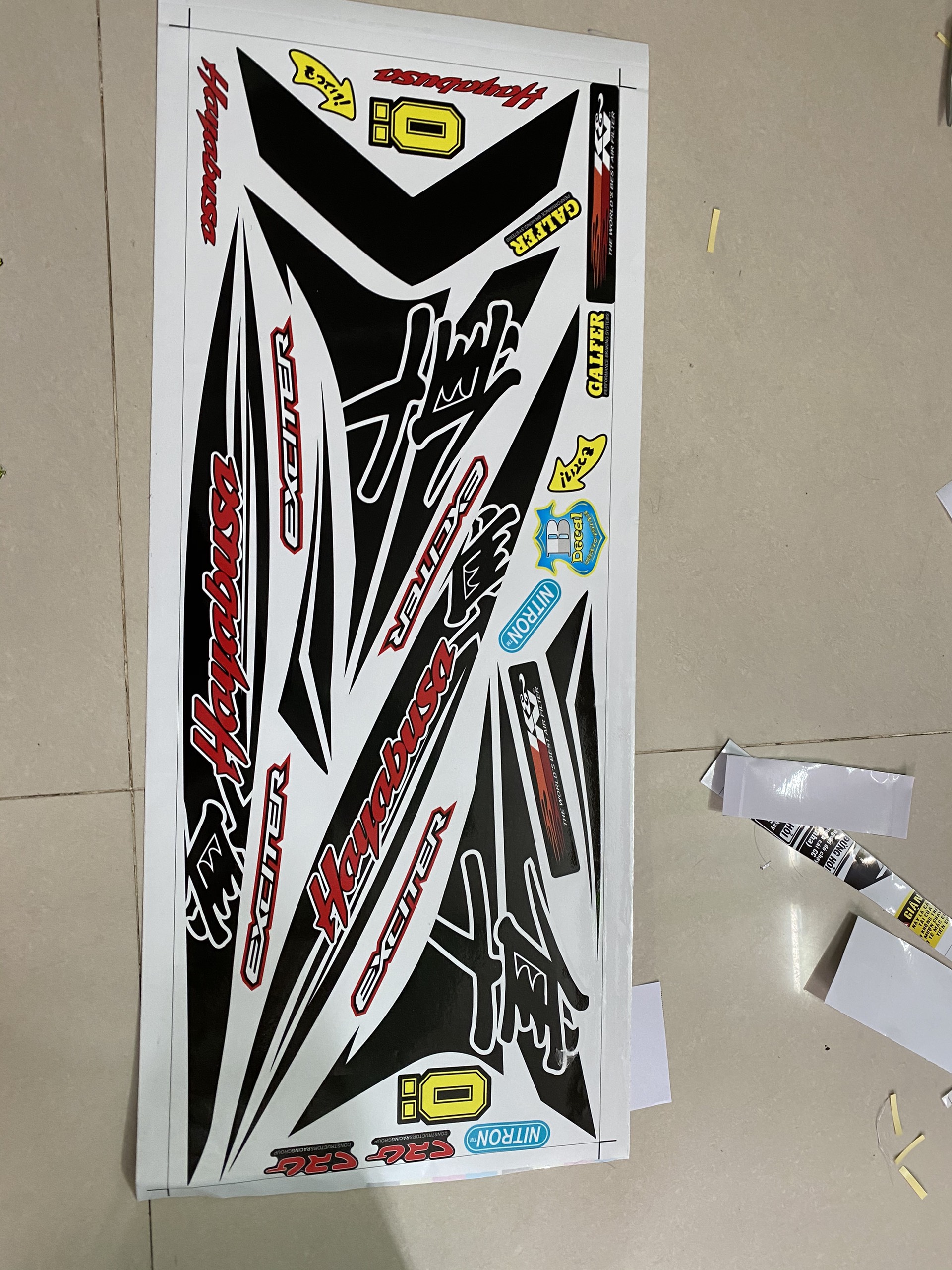 TEM RỜI EXCITER 150 HAYABUSA DÁN XE TRẮNG