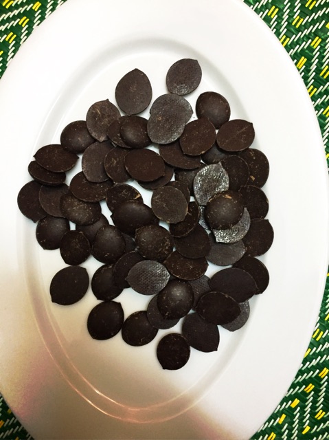 Sô-Cô-La Hạt Nút 72% 100G