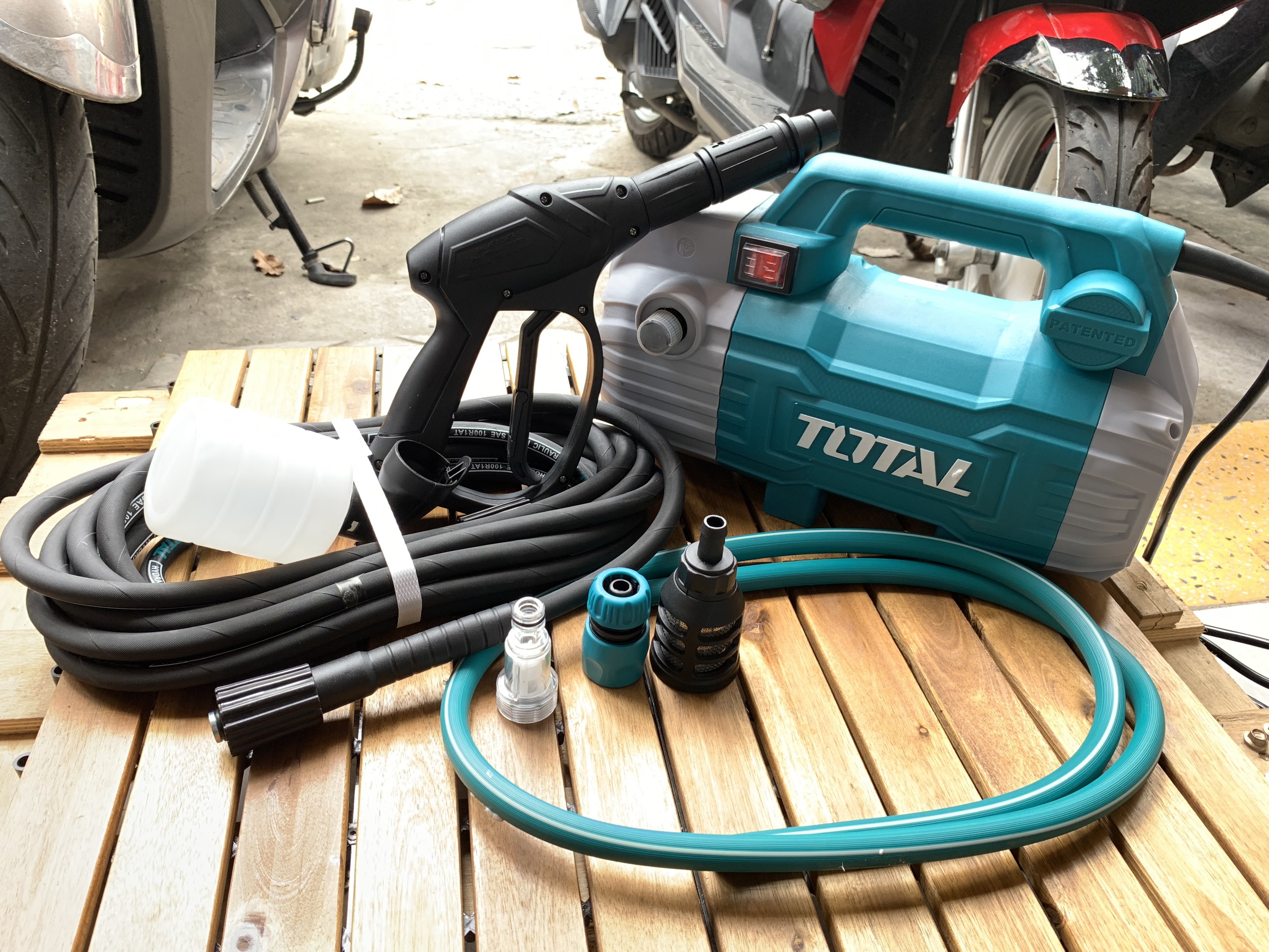 [HCM]Máy Rửa Xe Total Tgt11236