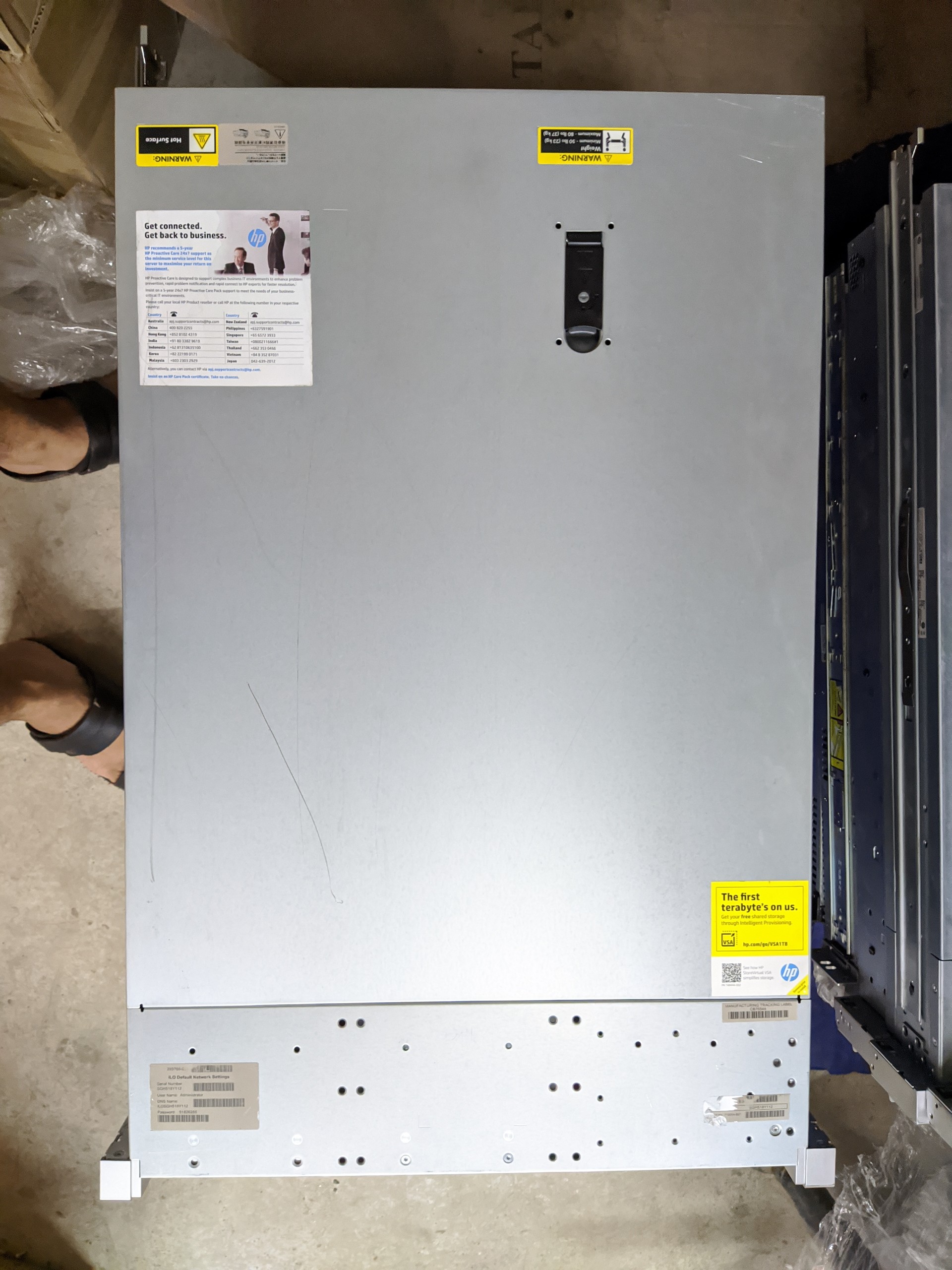 Máy chủ HP Proliant DL380 G8 DUal socket 2011-1 (CPU E5 v1 v2)