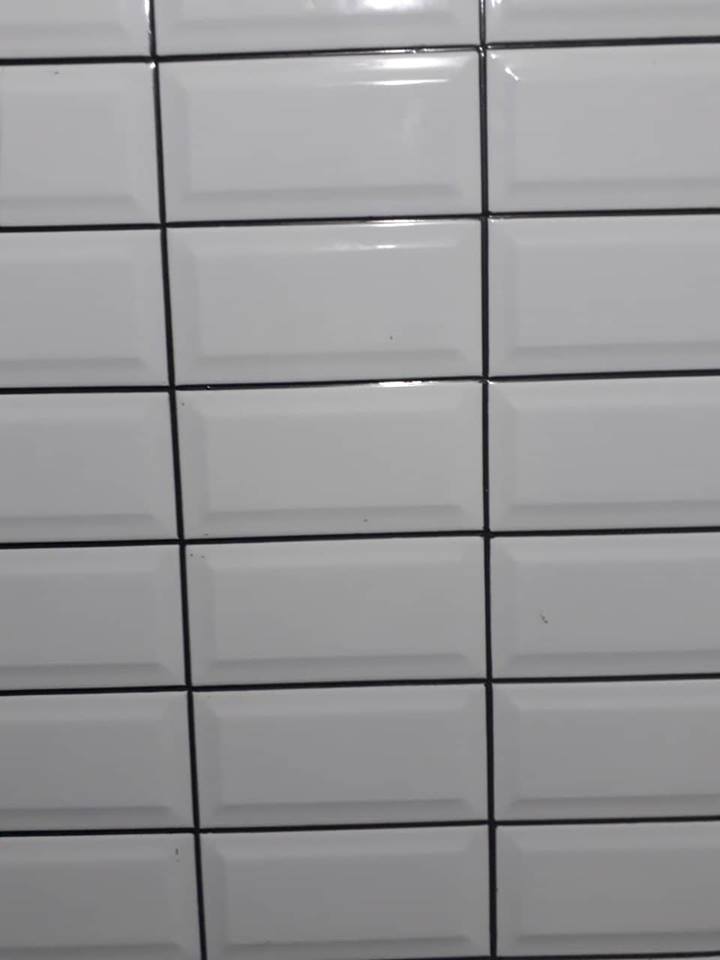 Keo chà ron Saveto màu đen S16