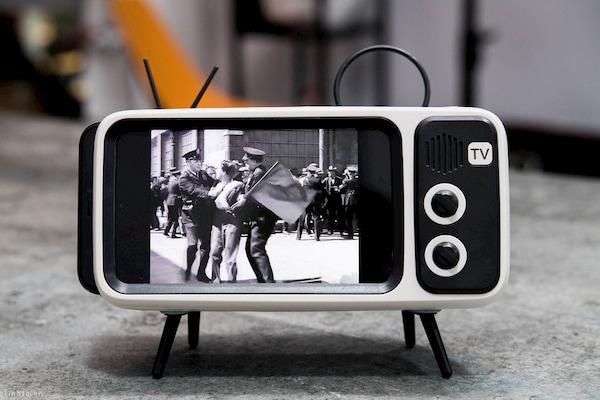 LOA BLUETOOTH TV CỔ ĐIỂN