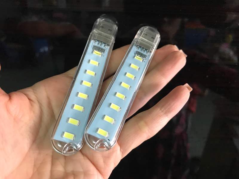 Bộ 4 Đèn Led 8 Bóng Siêu Sáng Cắm Cổng Usb