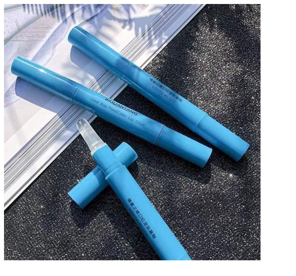 GEL KHOÁ MÀU SON MÔI SIÊU THẦN THÁNH
