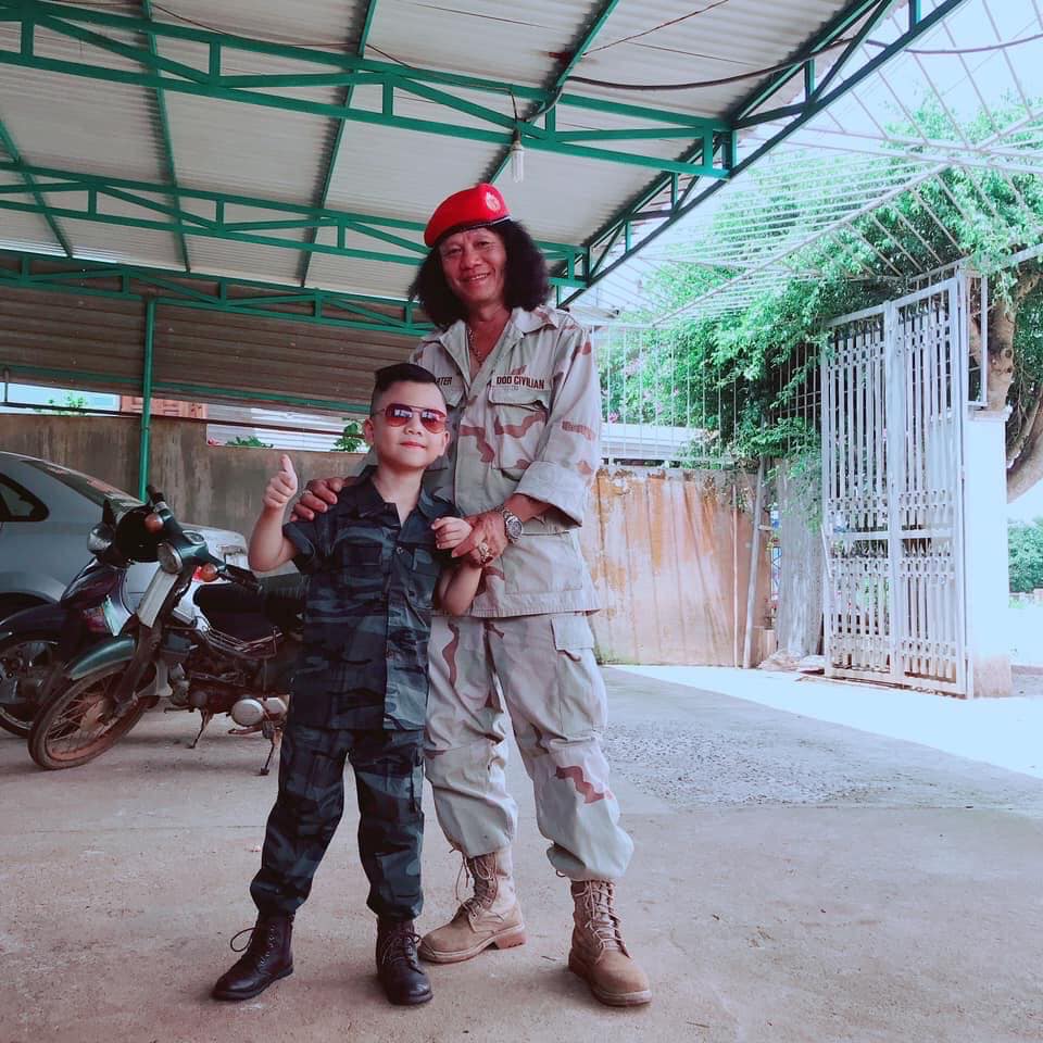 Bộ quần áo lính rằn ri ghi tím trẻ em