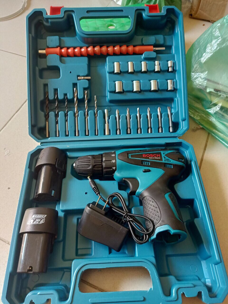 [HCM]KHOAN PIN MAKITA 12V CÓ ĐẢO CHIỀU (TẶNG BỘ PHỤ KIỆN 24 MÓN)