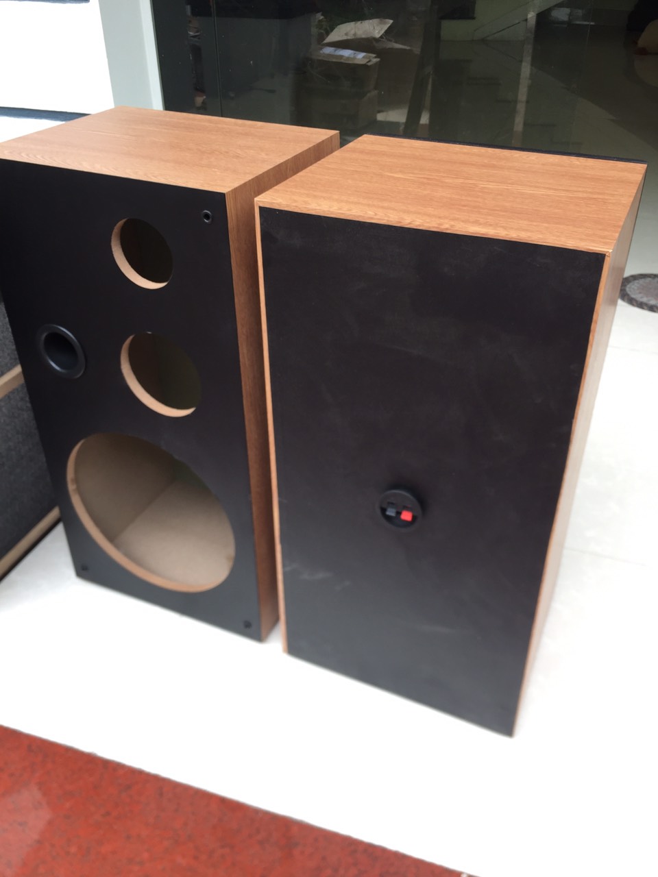 Vỏ thùng loa bass 30, 3 đường tiếng - giá 2 chiếc- tặng kem bông tiêu âm"