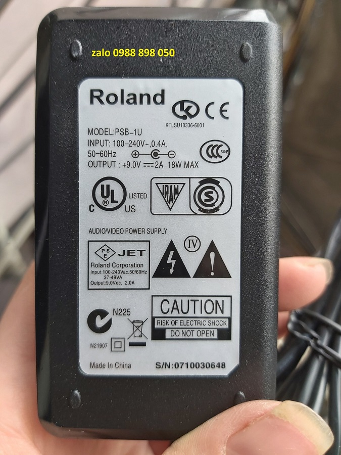 Adapter Roland PSB-1U 9V 2A 18W