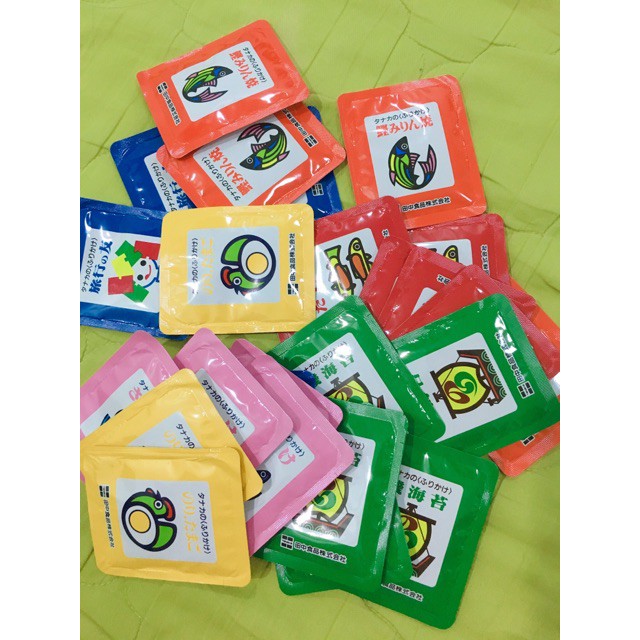 BỘT RẮC CƠM NỘI ĐỊA NHẬT 6 VỊ 30 GÓI (75GR)