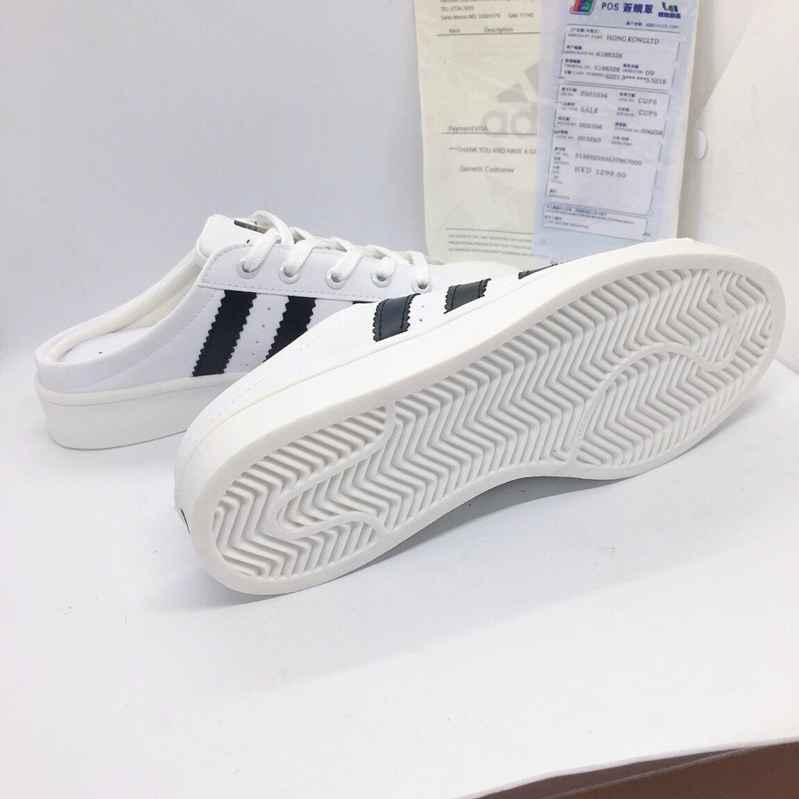 sục đạp gót adidas