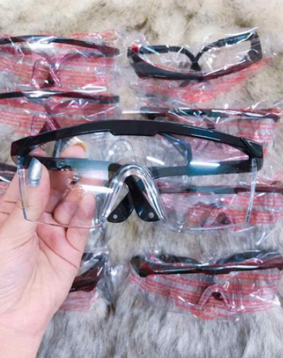 [HCM]Kính Bảo Vệ Mắt Chắn Gió Bụi Tránh Lóa Mắt Khi Đi Đêm