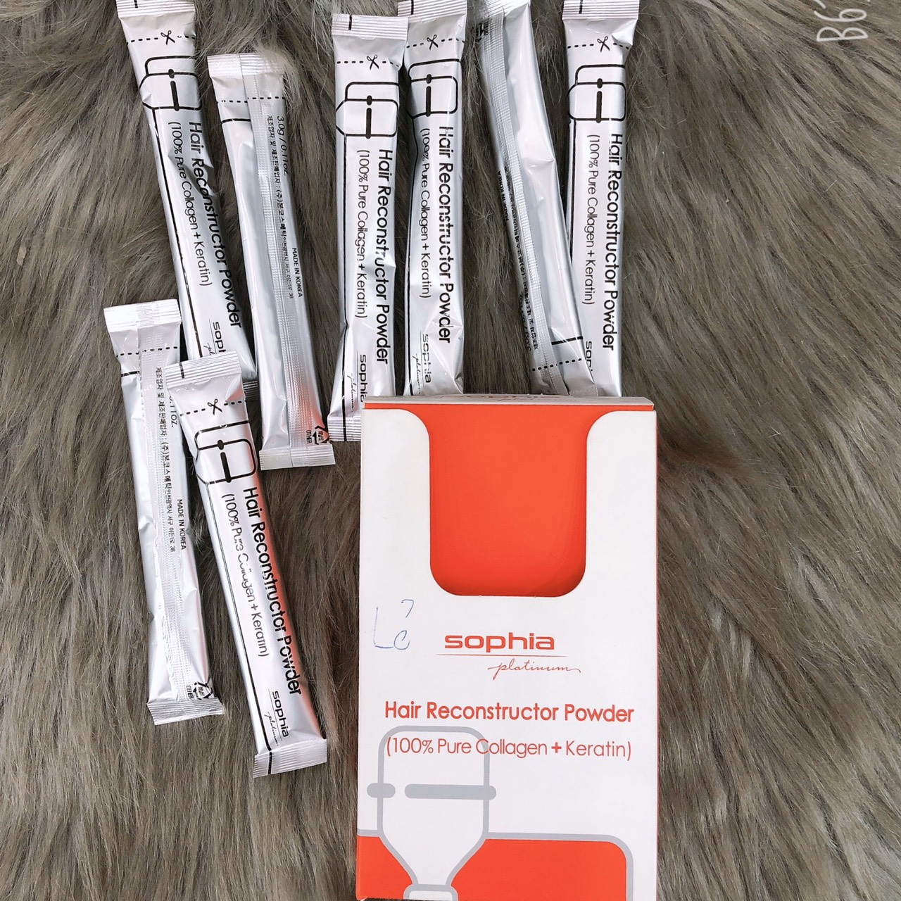 Bột collagen và keratin phục hồi tóc nát, hư tổn nặng Sophia Obsidian
