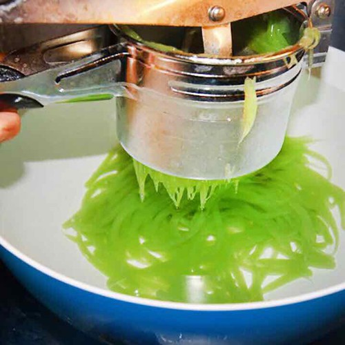 khuôn làm bánh lọt, bún, bánh canh - Chất liệu inox bền đẹp, dễ dàng cọ rửa