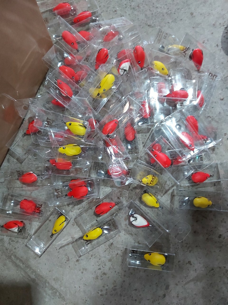 MỒI CÂU LURE CHẤT LƯỢNG CAO 100K/EM