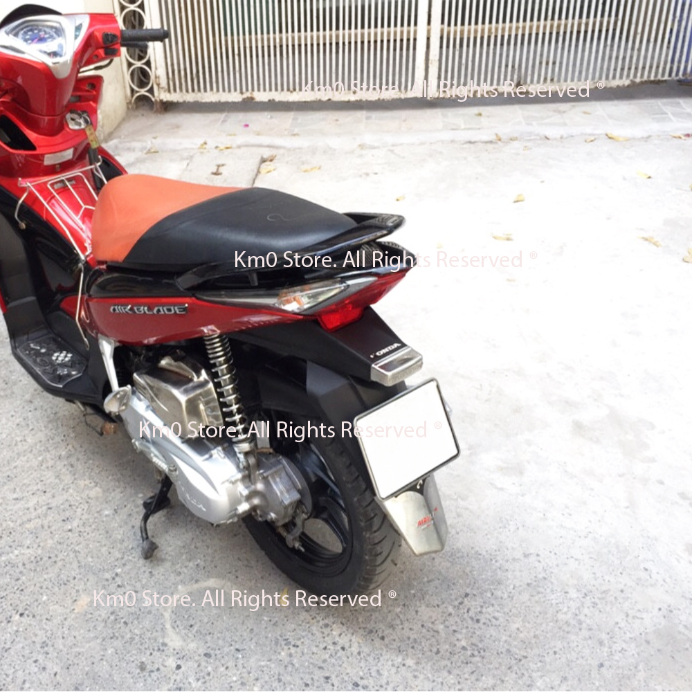 Ốp Cóc Đèn Lái Air Blade Củ Nhựa Xi