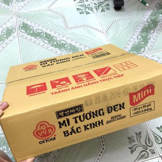 (Sốc) thùng mì mini tương đen Hàn Quốc 83g*30 gói