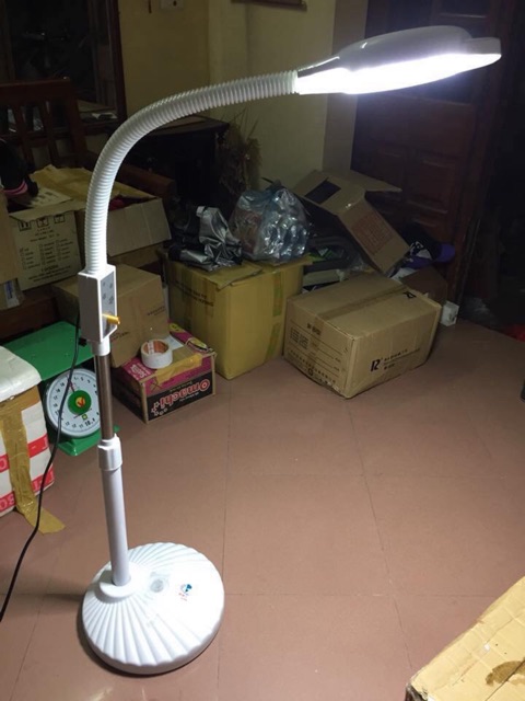 [Nhập RS0822 giảm 30k cho đơn 99k]Đèn LED nối mi  phun xăm  nặn mụn 120 bóng