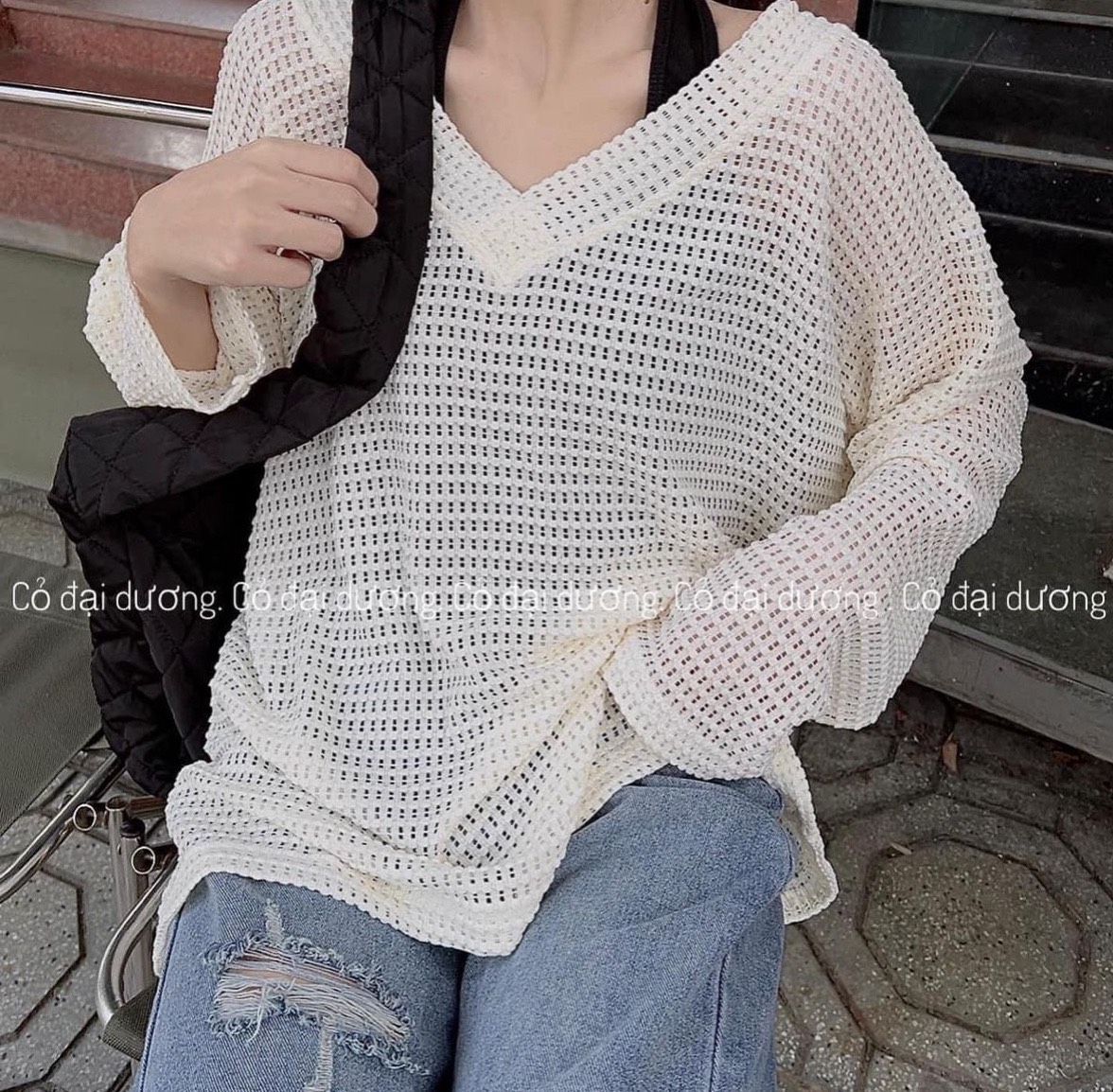 Set áo yếm kèm áo lưới cổ tim oversize cá tính