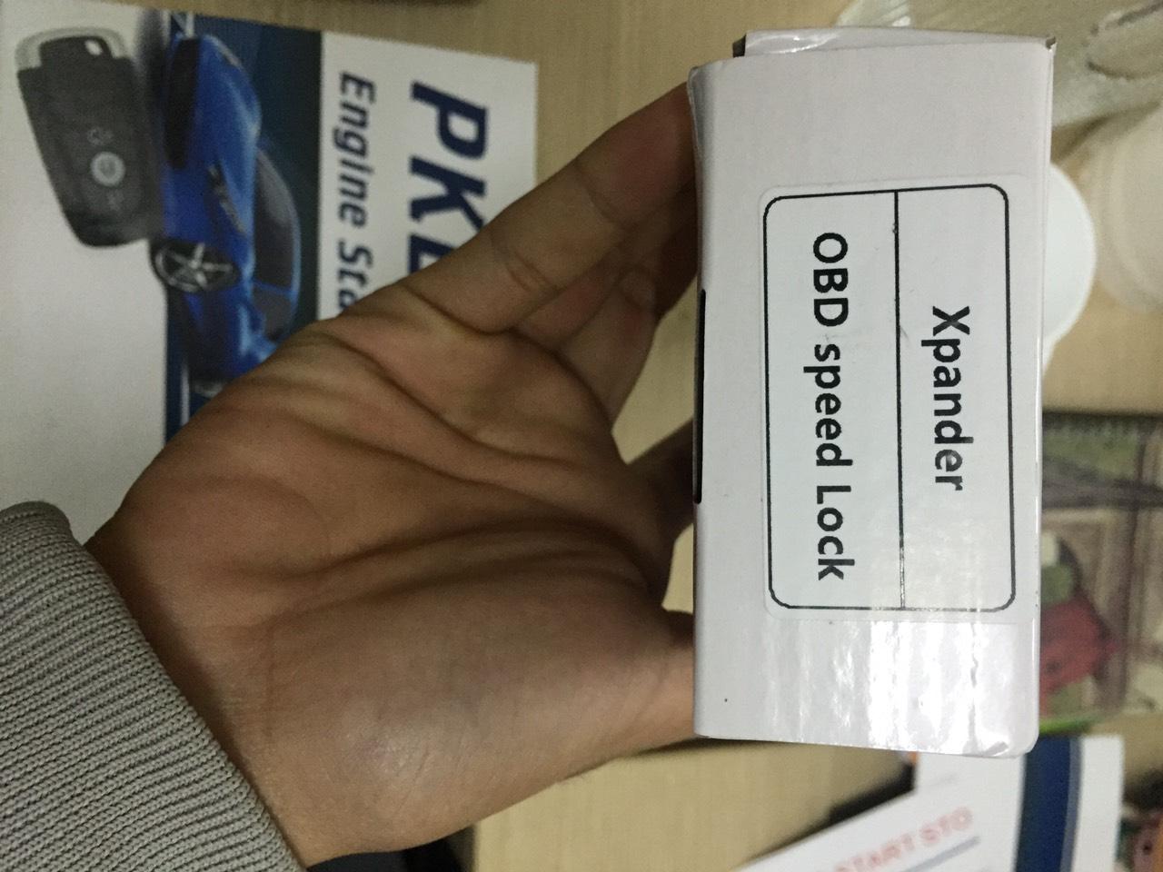 Chốt cửa tự động Auto lock Unlock cho xe Mitsubishi Xpander