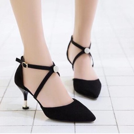 Giày cao gót 7cm bít mũi chéo gót đính hạt châu đen