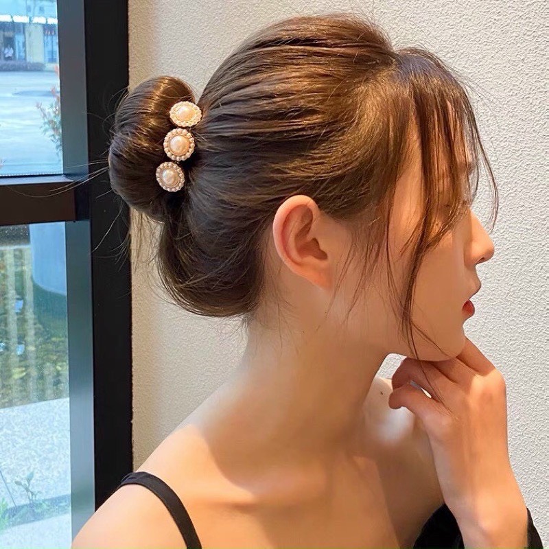 Búi tóc đính ngọc siêu xinh