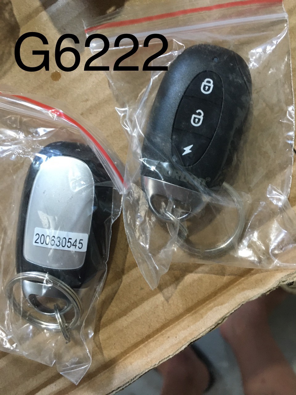 Bộ 2 cái khiển cửa 24v các mẫu khác nhau cho ô tô
