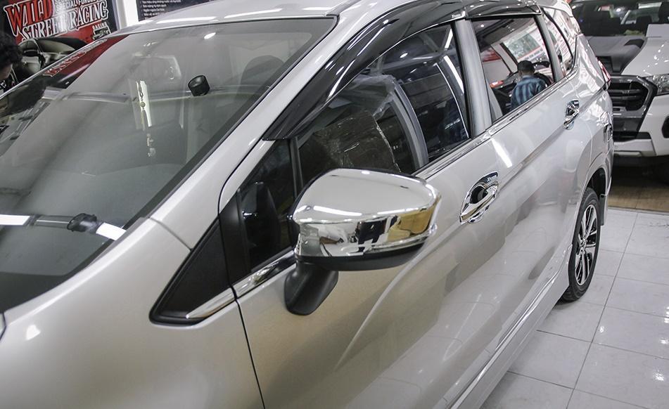 Ốp gương xe MItsu xpander