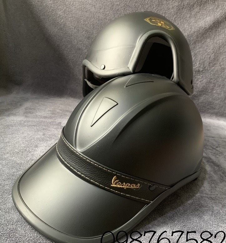 nón bảo hiểm kết nữ vespa có khoét lổ cột tóc