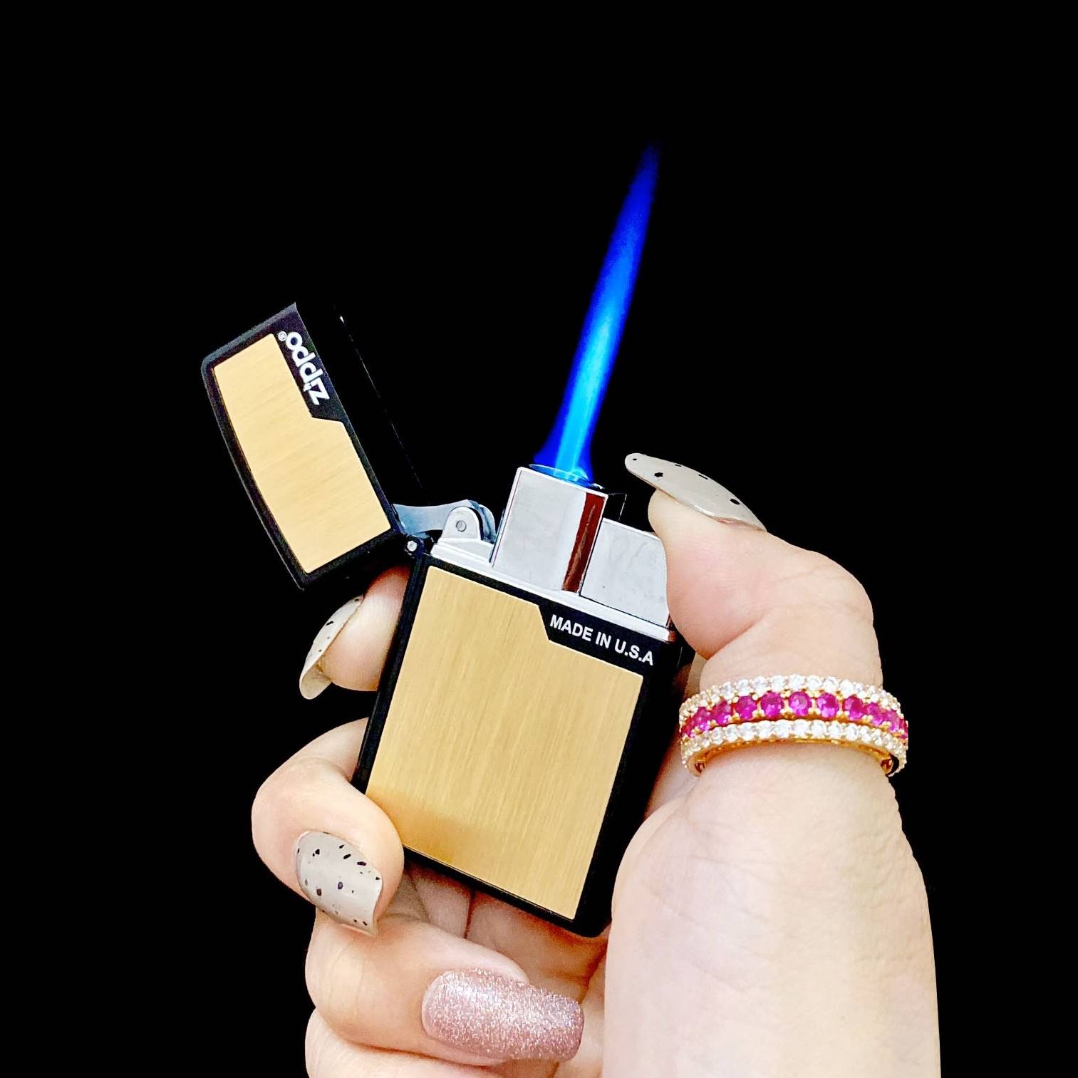 Bật lửa zippo lửa khè -