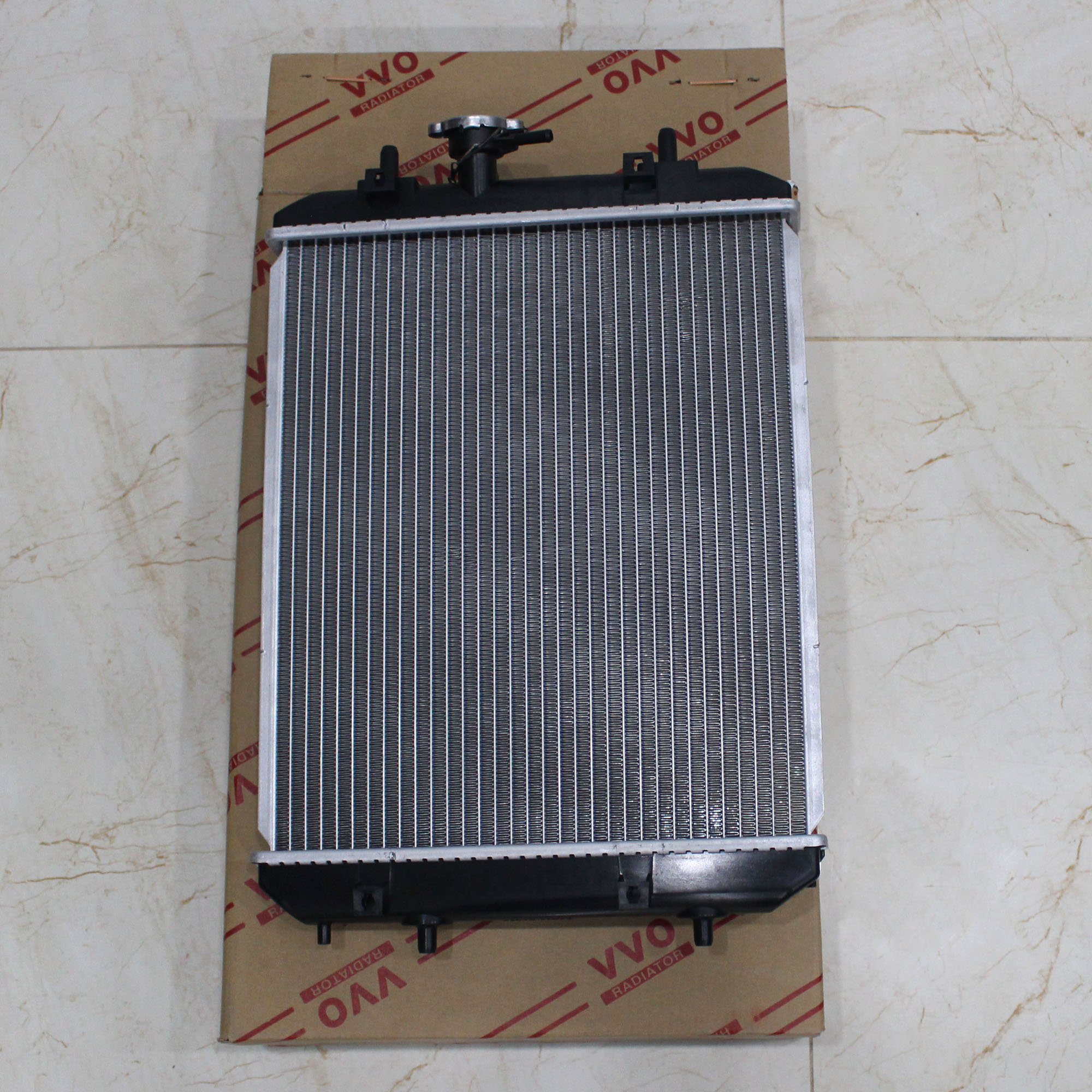 Két nước Daihatsu Charade, 2003, số tự động