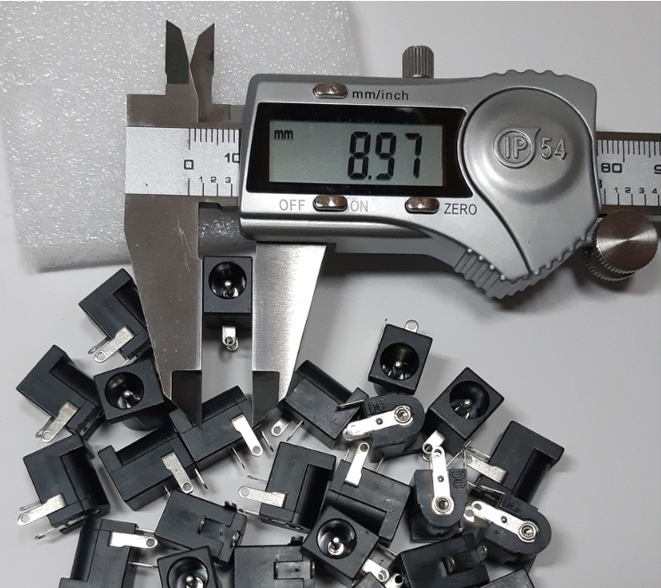 Đầu cắm nguồn DC CÁI 5.5*2.1mm ( Jack nguồn DC-005 - chân hàn )