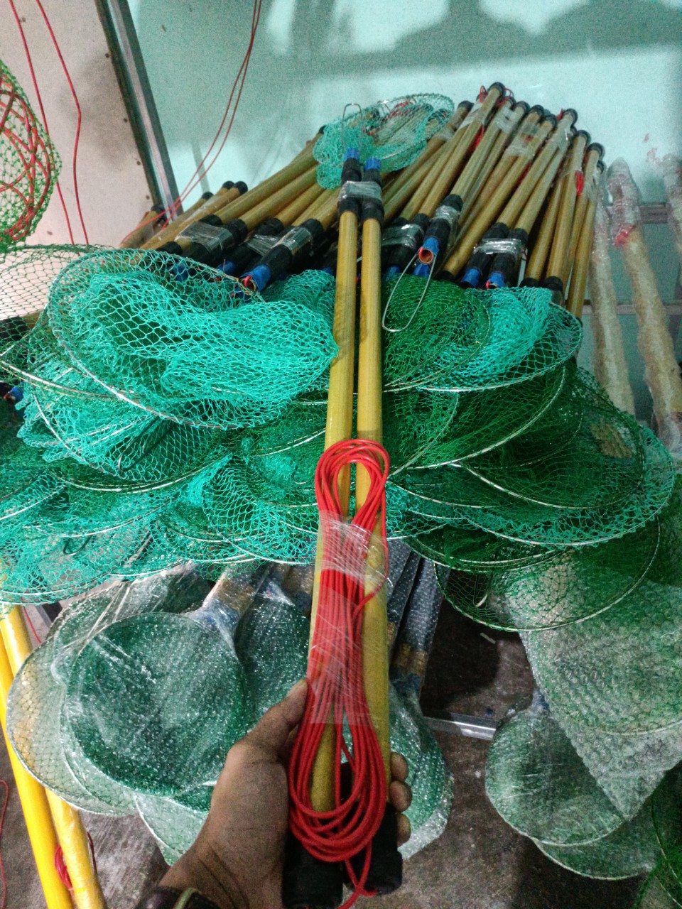 Cần vợt vàng 2,5m