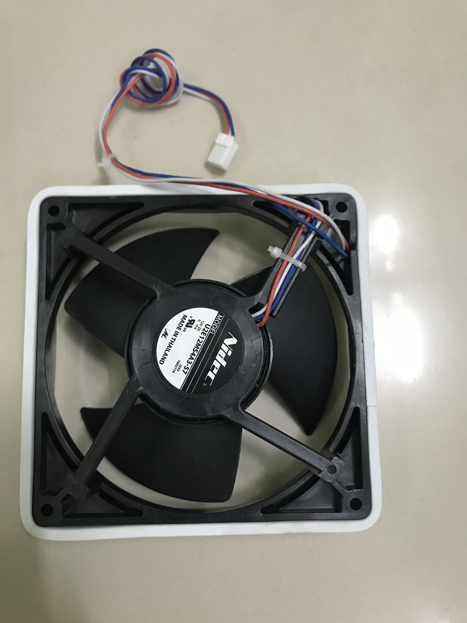 [HCM]quạt tủ lạnh hitachi 3 dây 12v 12cm x 12cm