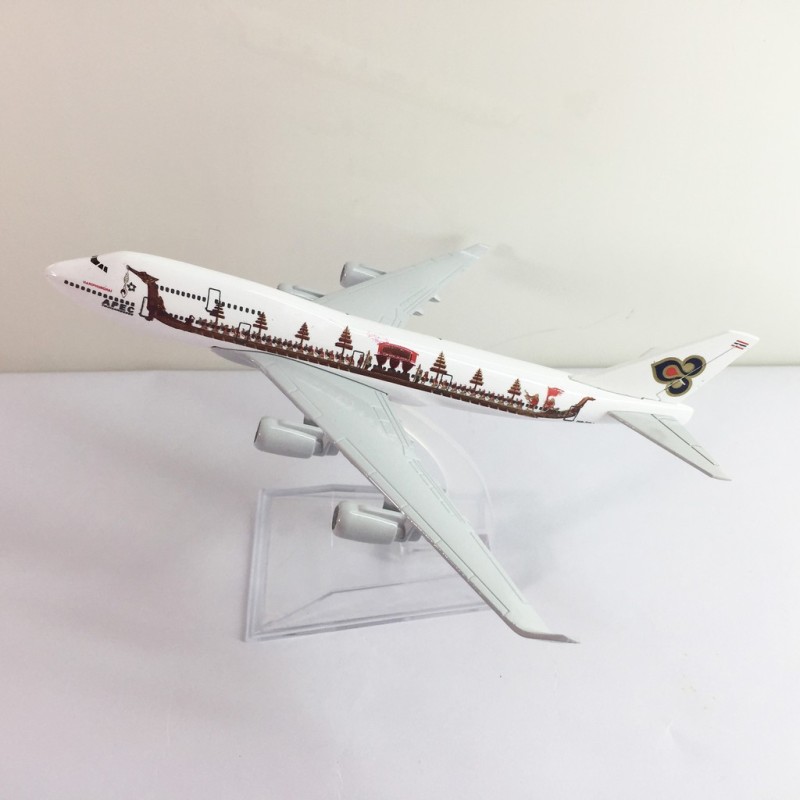 Mô hình máy bay Thái Apec 16cm