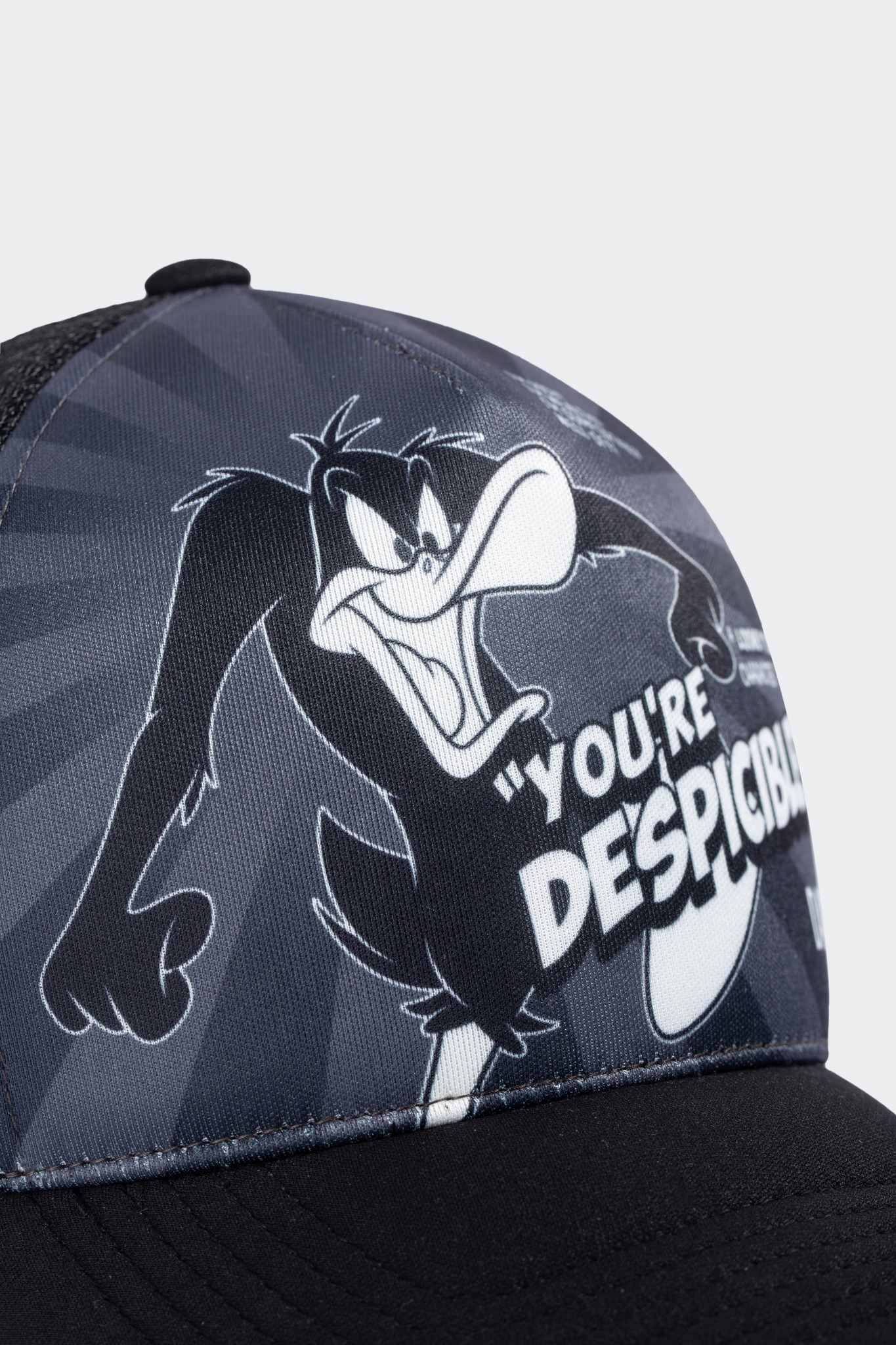 Mũ lưỡi trai MIKENCO Daffy trucker cap