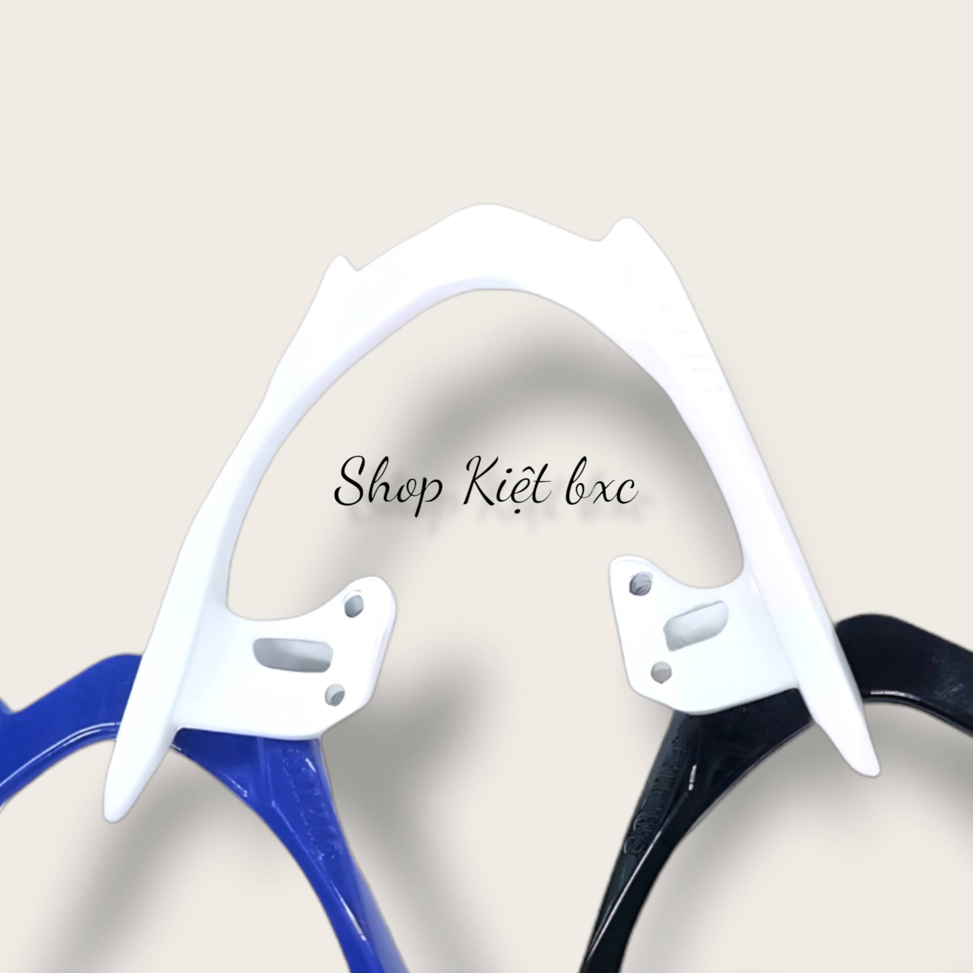 Cản sau xe Sirius (xăng cơ)