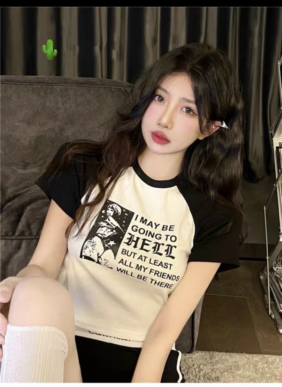 Dưới 50kg-Áo croptop nữ tay ngắn phối màu Raglan in hình và chữ HELL ôm body PC129 - áo phông nữ body