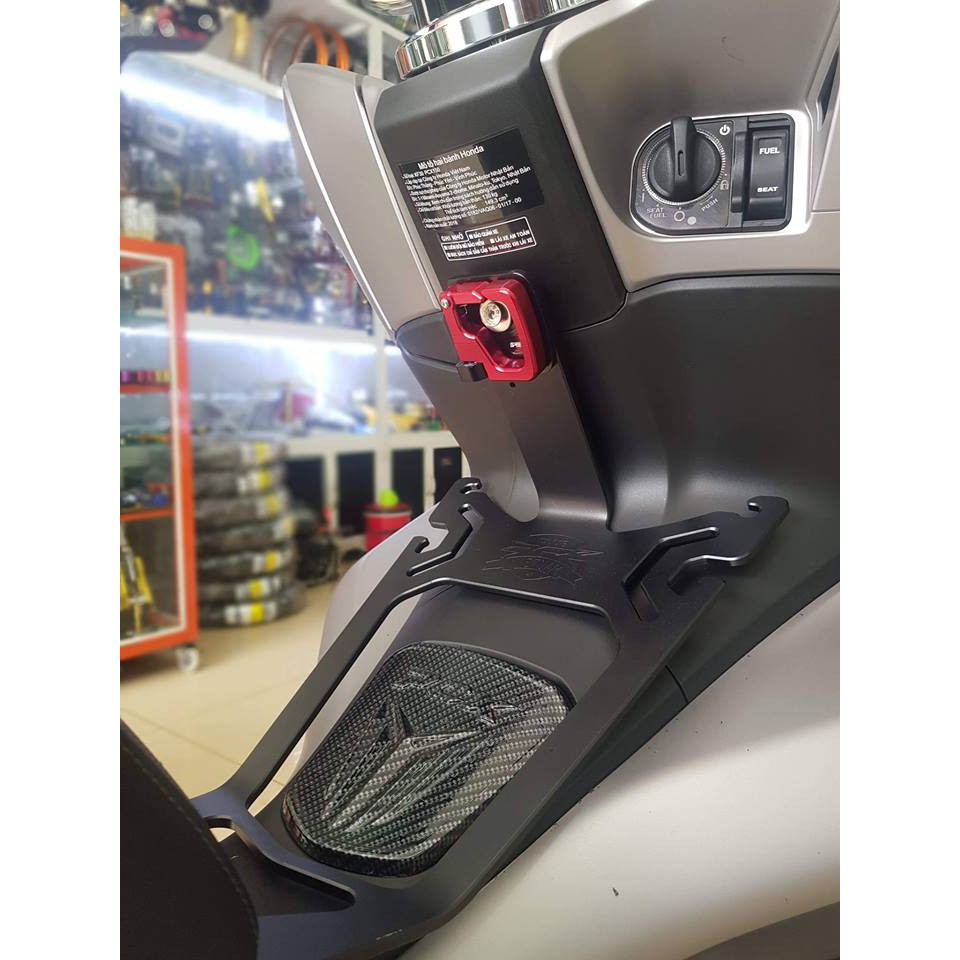 Móc treo đồ rizoma gắn Vario/click/sh/vespa/liberty - dochoixemay